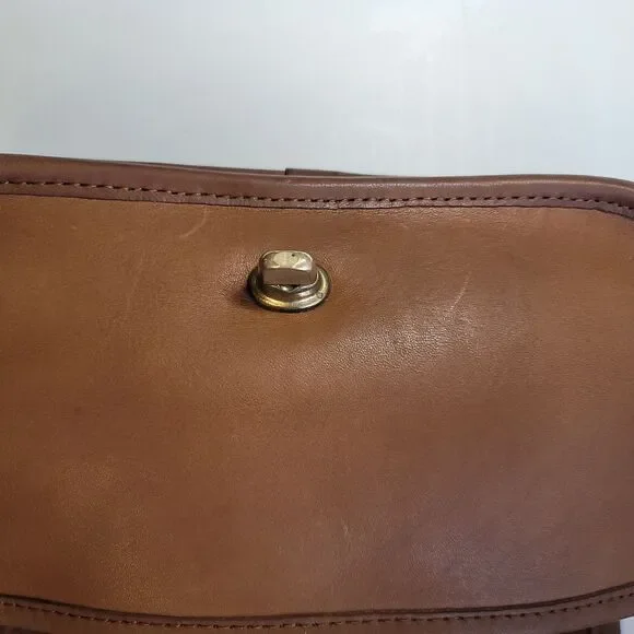 Vintage Coach Dinky Bag NYC Leather Turnlock Crossbody Bag Brown 051-9648 USA - Picture 6 of 12